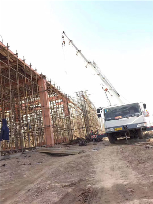 城阳区吊车作业的安全注意事项有哪些？