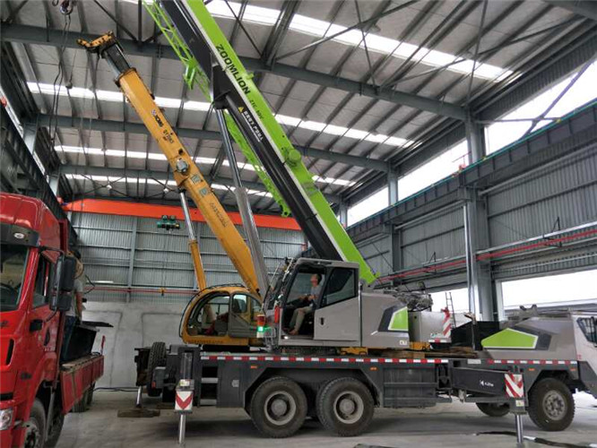 城阳区高空车出租需要注意哪些安全事项？